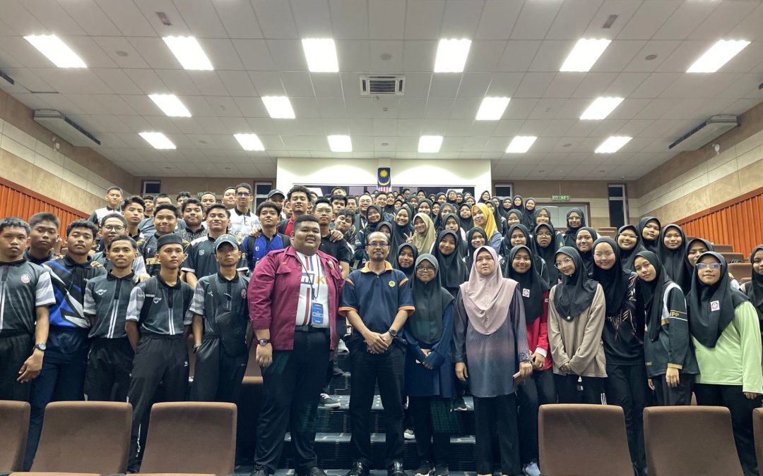 Program Kepimpinan dan Lawatan Pelajar SMK Mak Lagam dan SM Teknik Terengganu